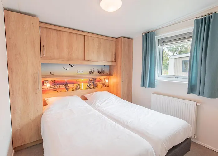 Chalet In Duisburg With And Harbor Views *